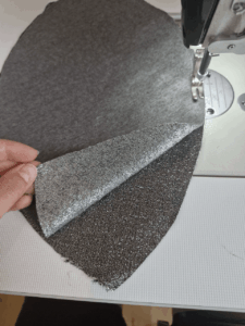 DIY Glitzerball für die ganze Familie Sieht nach Christmas Party aus. Überlebt aber auch das Kinderzimmer ✨